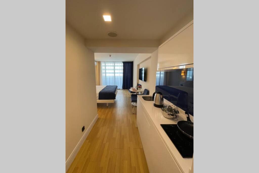 1-Bedroom Studio Apartment In Orbi City - Side Seaview Batumi Zewnętrze zdjęcie