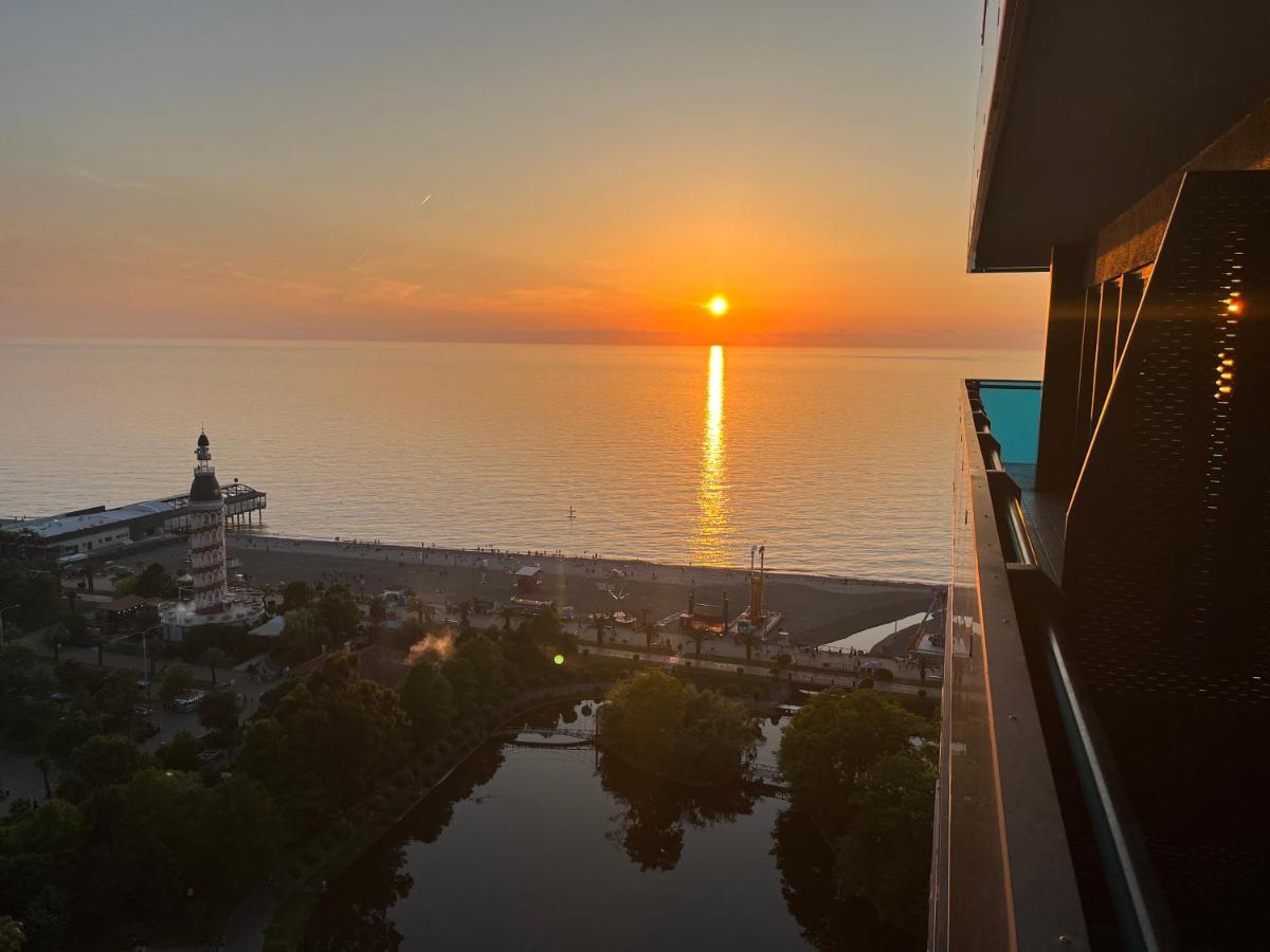 1-Bedroom Studio Apartment In Orbi City - Side Seaview Batumi Zewnętrze zdjęcie